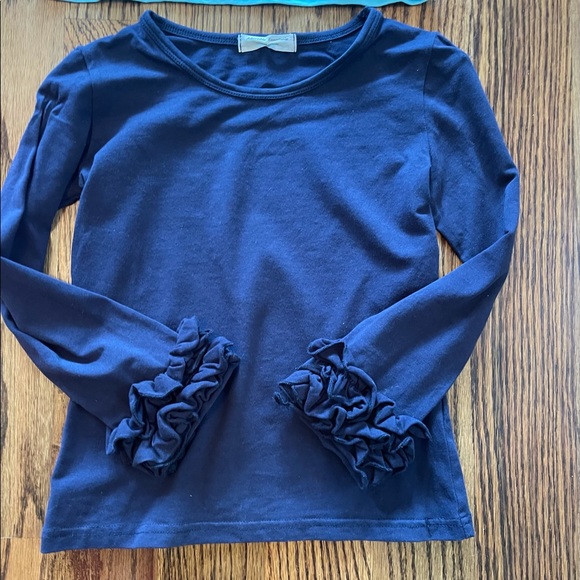 ๐ธ2/$12๐ธ Adorable Essentials Ruffles Long Sleeve set - Picture 7 of 11